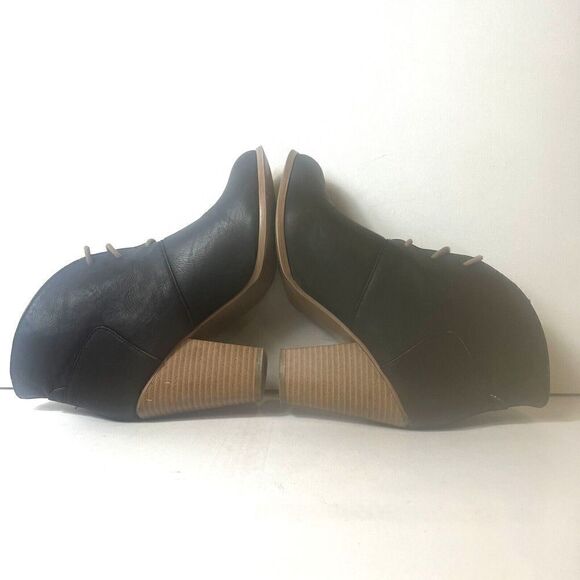 Steve Madden Womens Booties Ankle Black Faux Leather Size 9.5M High Heel Lace Up - Picture 6 of 11